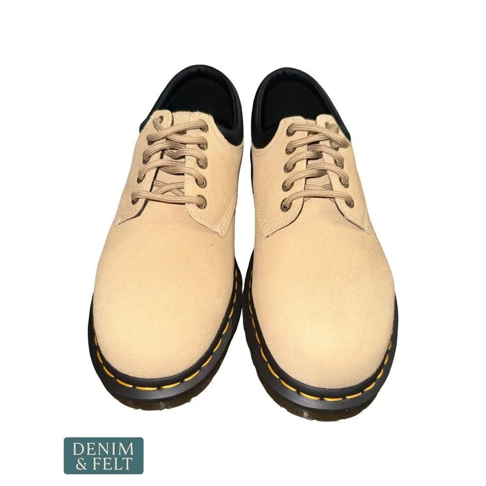 Dr. Martens timeless dr